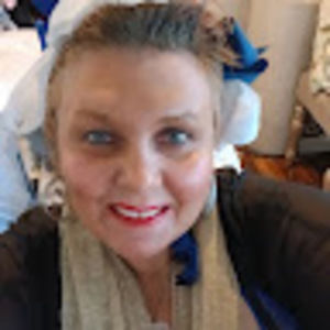 Meet your Posher, Jacqueline